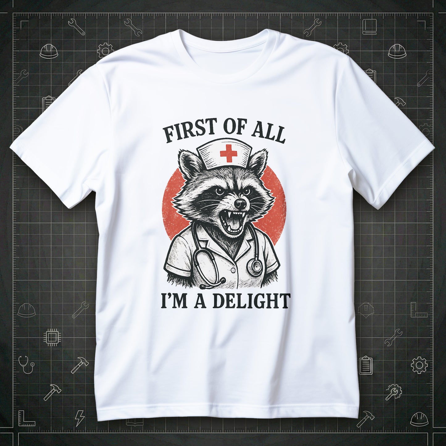 Koszulka First of All I'm a Delight z nadrukiem szopa w czepku pielęgniarki i napisem FIRST OF ALL I'M A DELIGHT