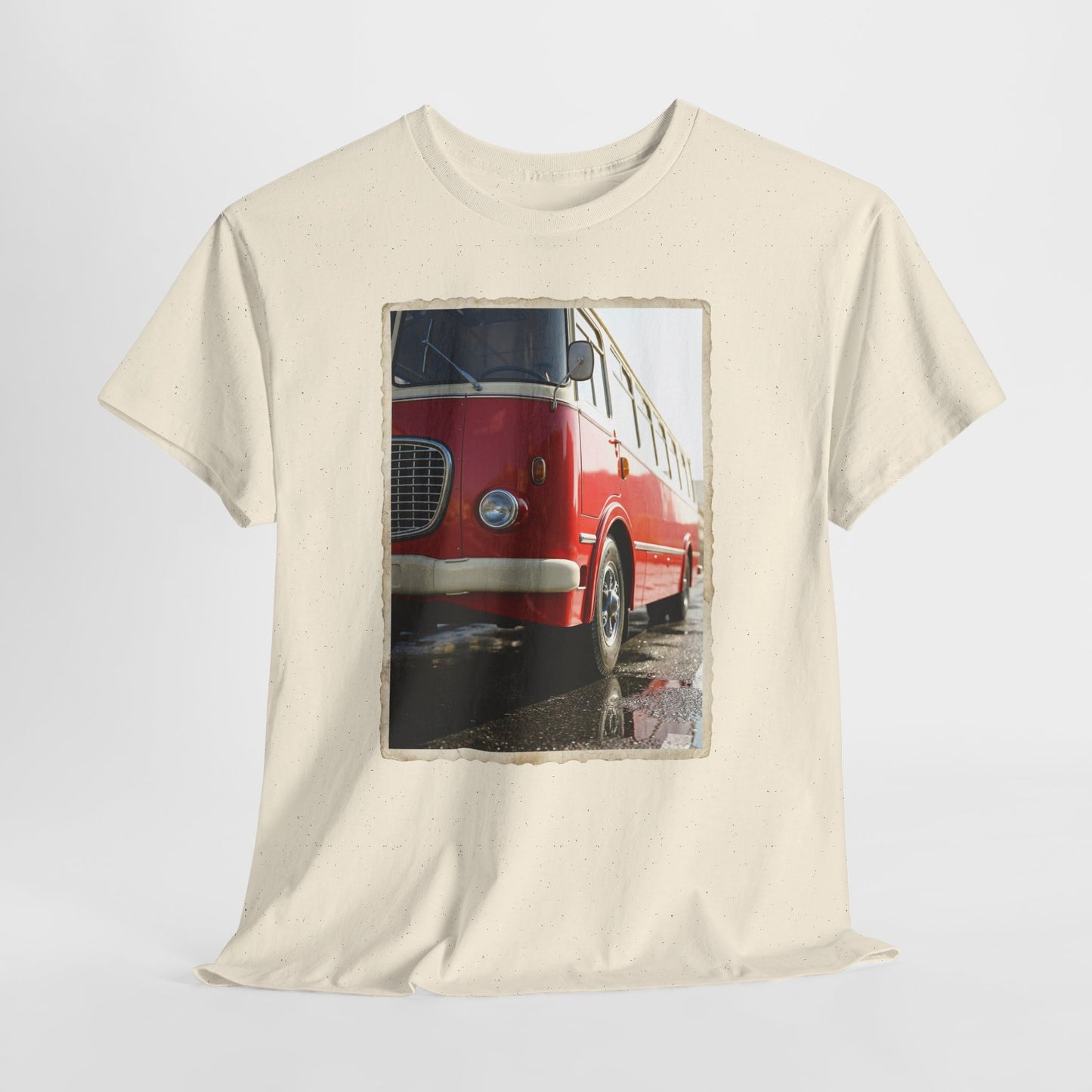 Jelcz 043 - kultowy autobus w czerwieni