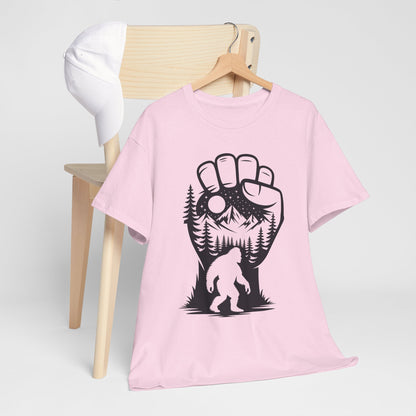 Bigfoot na szlaku – leśna sylwetka w górskim klimacie