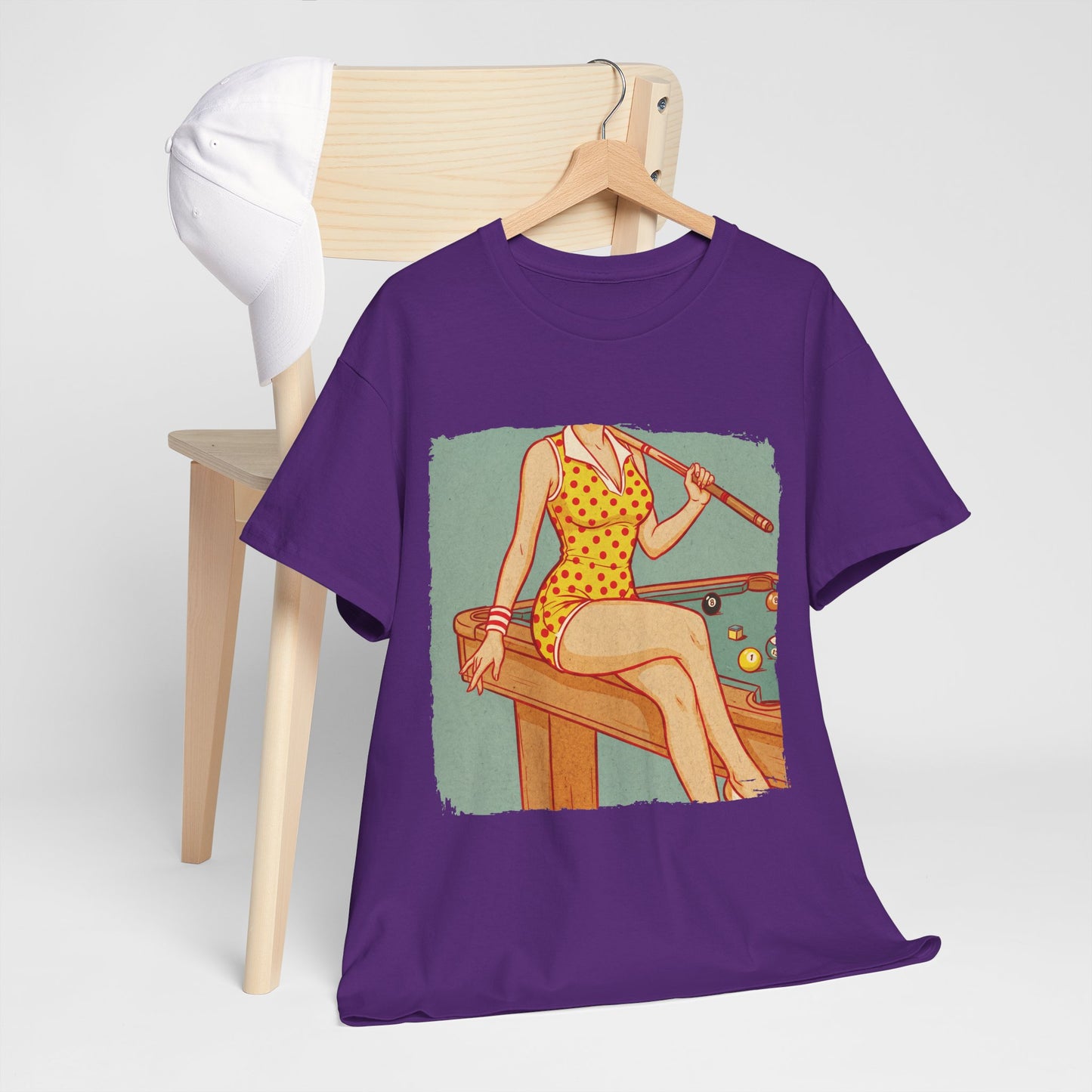 Sport is Sexy: Bilard - retro pin-up przy stole