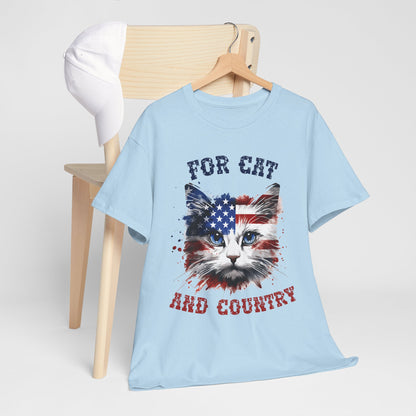 For Cat and Country - patriotyczny kot z amerykańską flagą