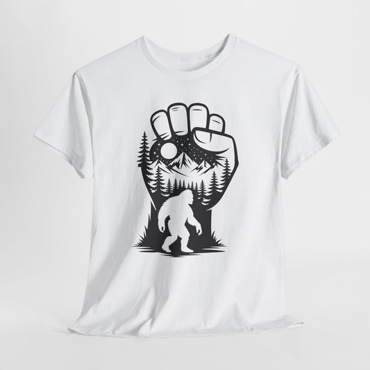Bigfoot na szlaku – leśna sylwetka w górskim klimacie