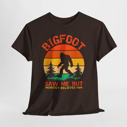 Bigfoot „Saw me but nobody belives him” – retro humor z lasu