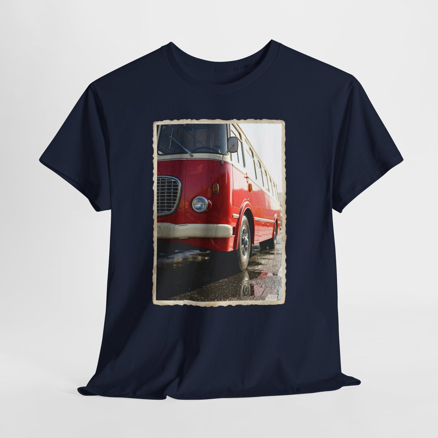 Jelcz 043 - kultowy autobus w czerwieni