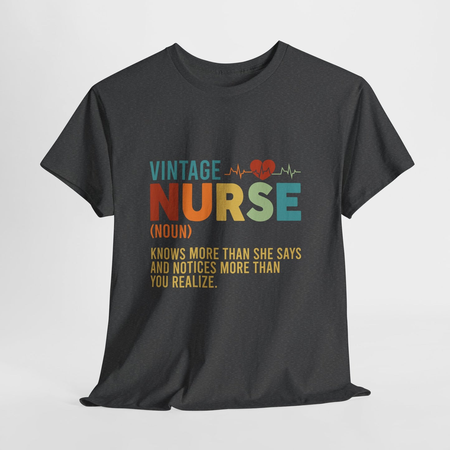 Vintage Nurse (rzeczownik) - medyczny klimat z sercem