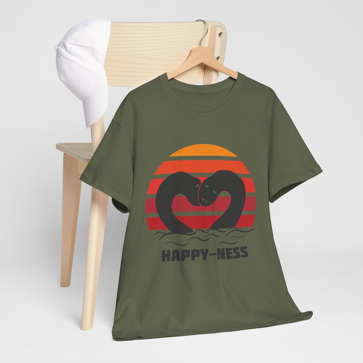 Koszulka HAPPY-NESS – Nessie z Loch Ness w serduszku retro