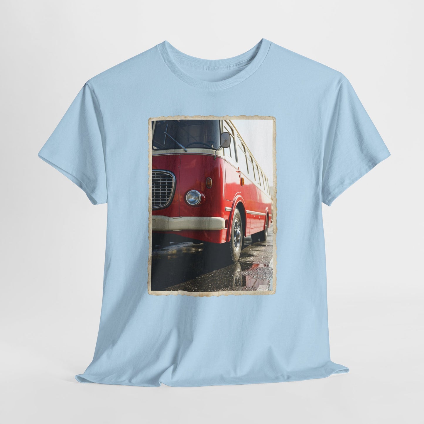 Jelcz 043 - kultowy autobus w czerwieni