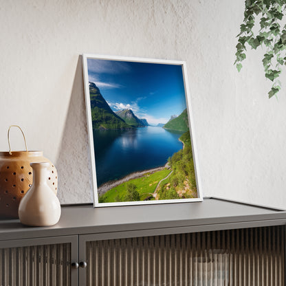 Fiordy Norwegii – Błękitny Fjord i Zielone Zbocza