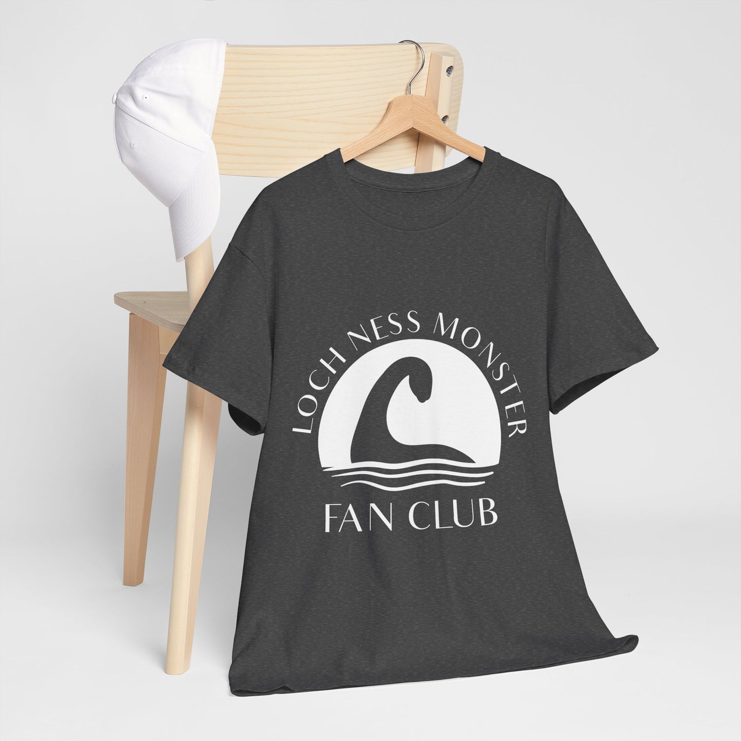 Fan Club potwora z Loch Ness – minimalistyczna koszulka fan klubu Nessie