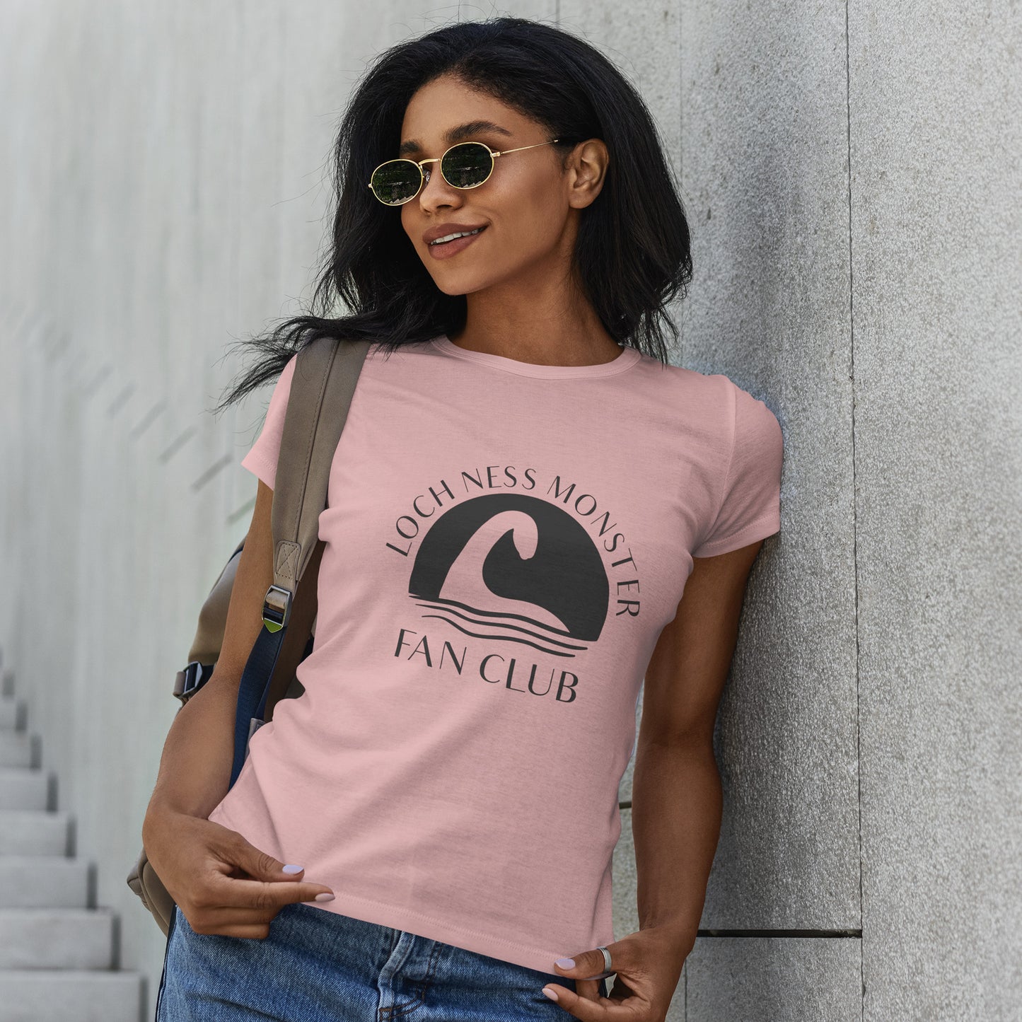Fan Club potwora z Loch Ness – minimalistyczna koszulka fan klubu Nessie