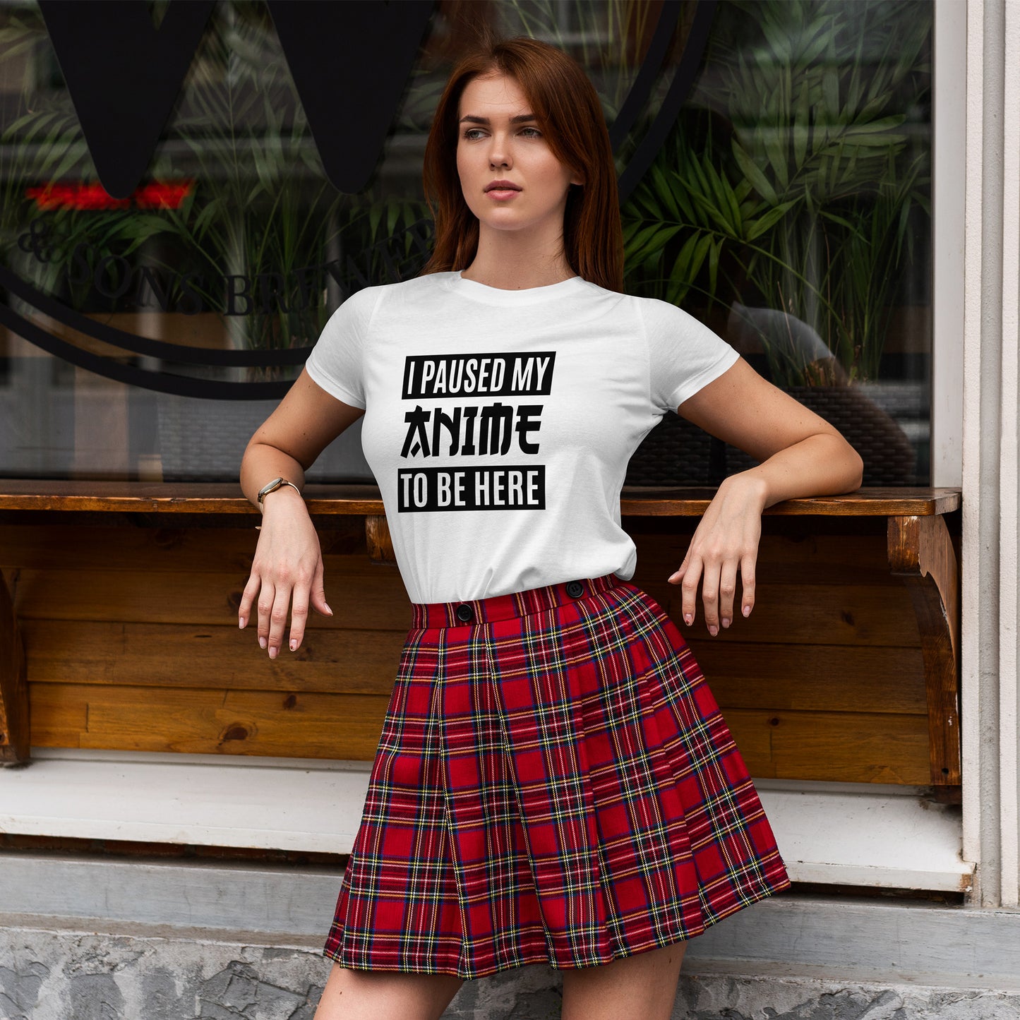 I Paused My Anime To Be Here - idealna koszulka na konwent