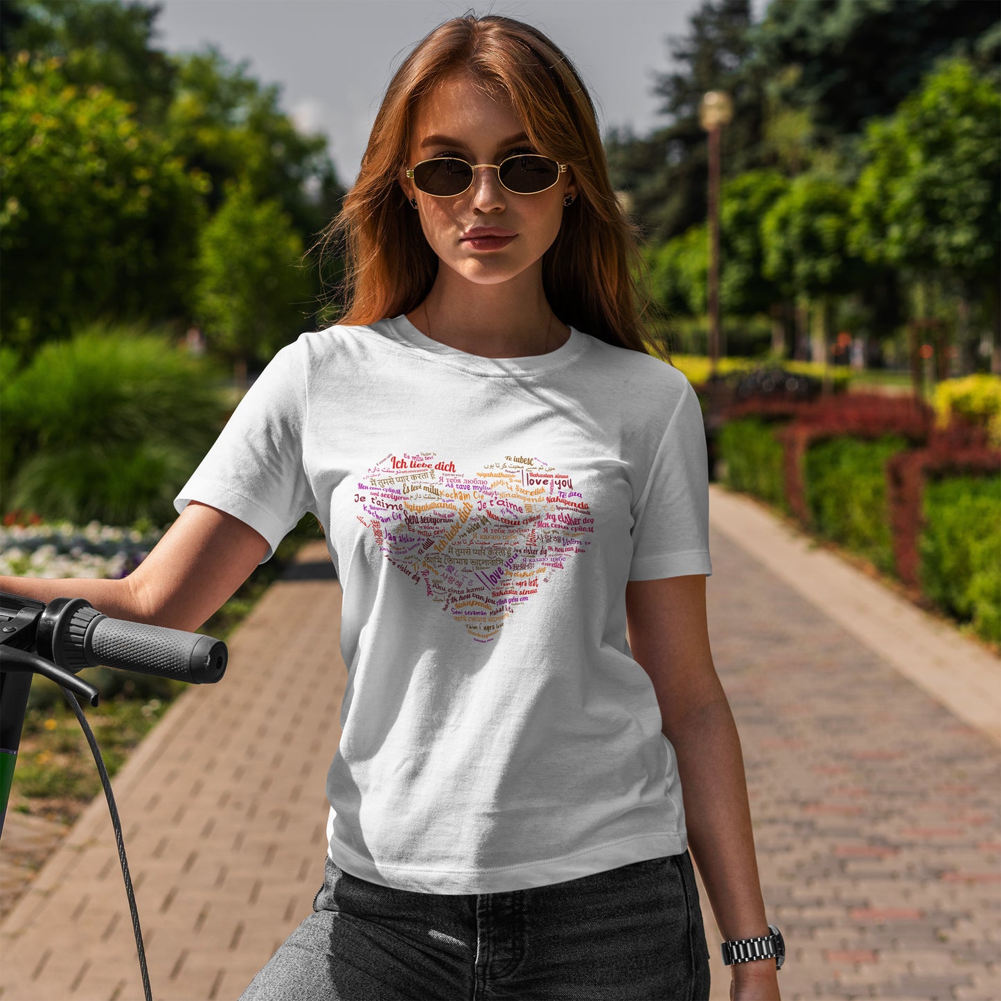 Kocham Cię w wielu językach - serce z napisów