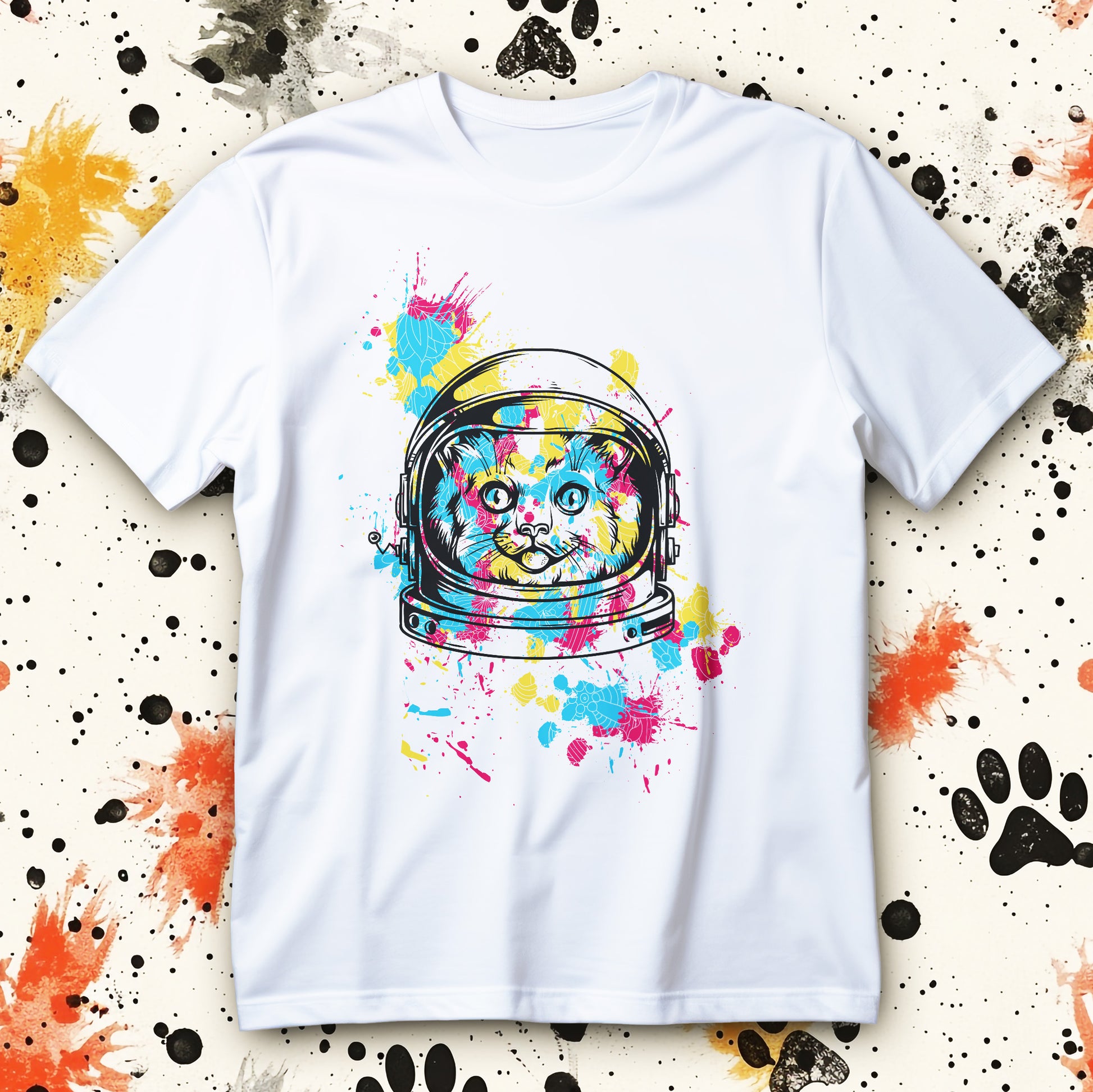 koszulka cosmic splash cat z neonowym kotem w helmie astronauty i kolorowymi rozbryzgami farby