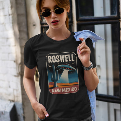 Roswell New Mexico - retro spodek nad pustynią