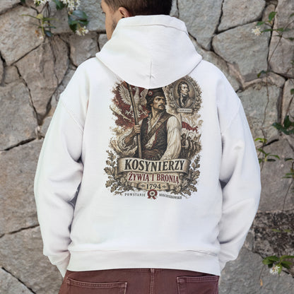 Bluza Kosynierzy 1794 z kosynierem, kosą, białym orłem, biało-czerwoną flagą i napisem ŻYWIĄ I BRONIĄ