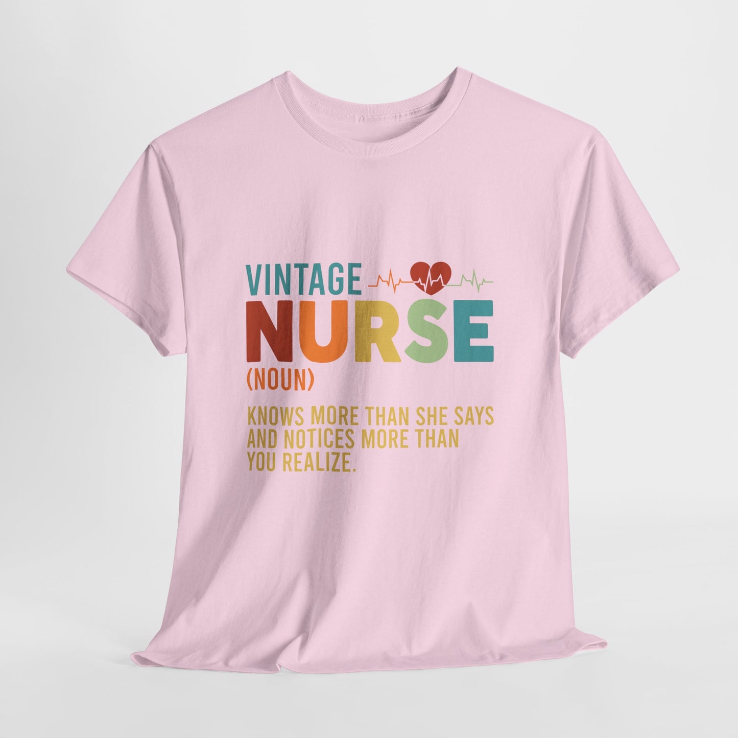 Vintage Nurse (rzeczownik) - medyczny klimat z sercem