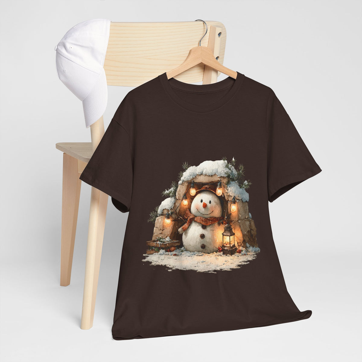 Cozy Lantern Snowman Shirt - Rustic Christmas Snowman with String Lights Tee, Winter Cabin Aesthetic T-Shirt, Cute Holiday Gift