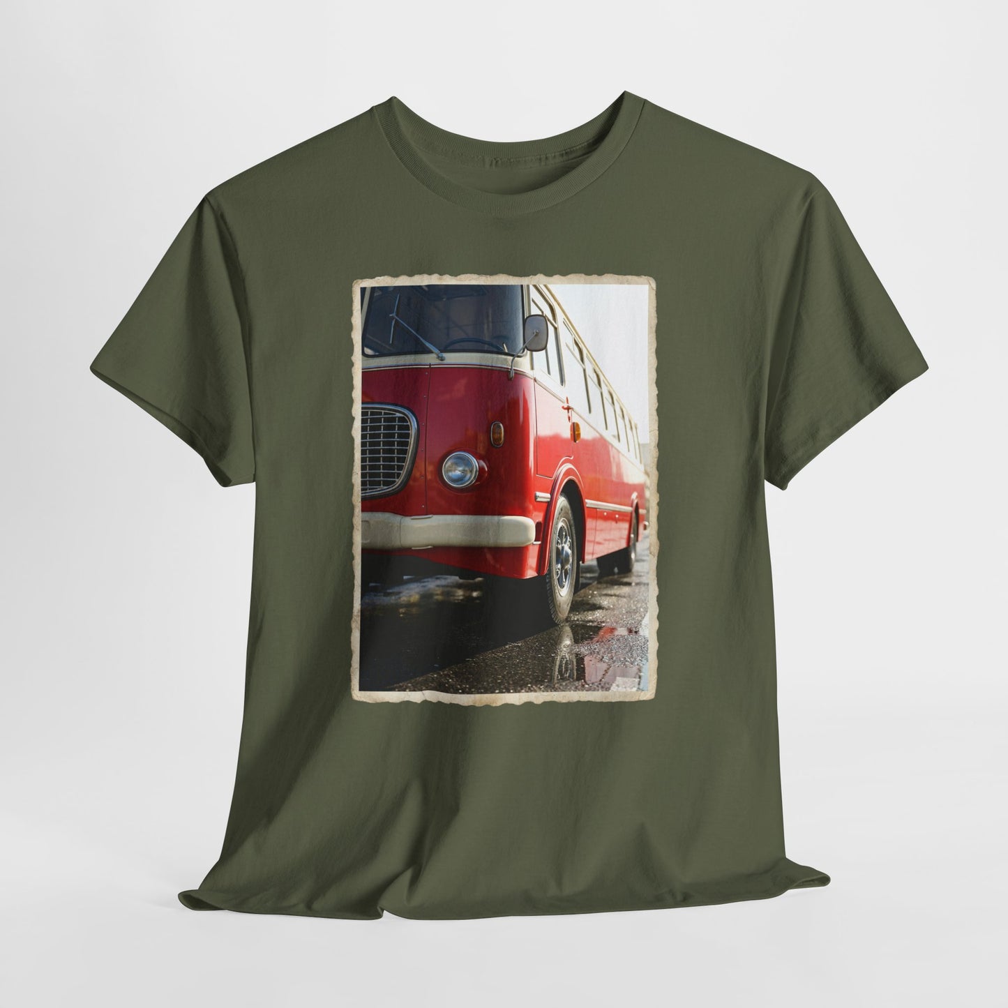 Jelcz 043 - kultowy autobus w czerwieni