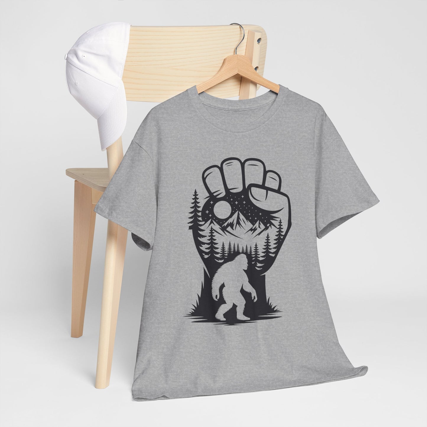Bigfoot na szlaku – leśna sylwetka w górskim klimacie