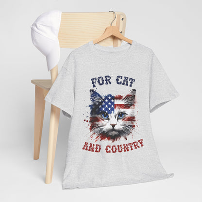 For Cat and Country - patriotyczny kot z amerykańską flagą