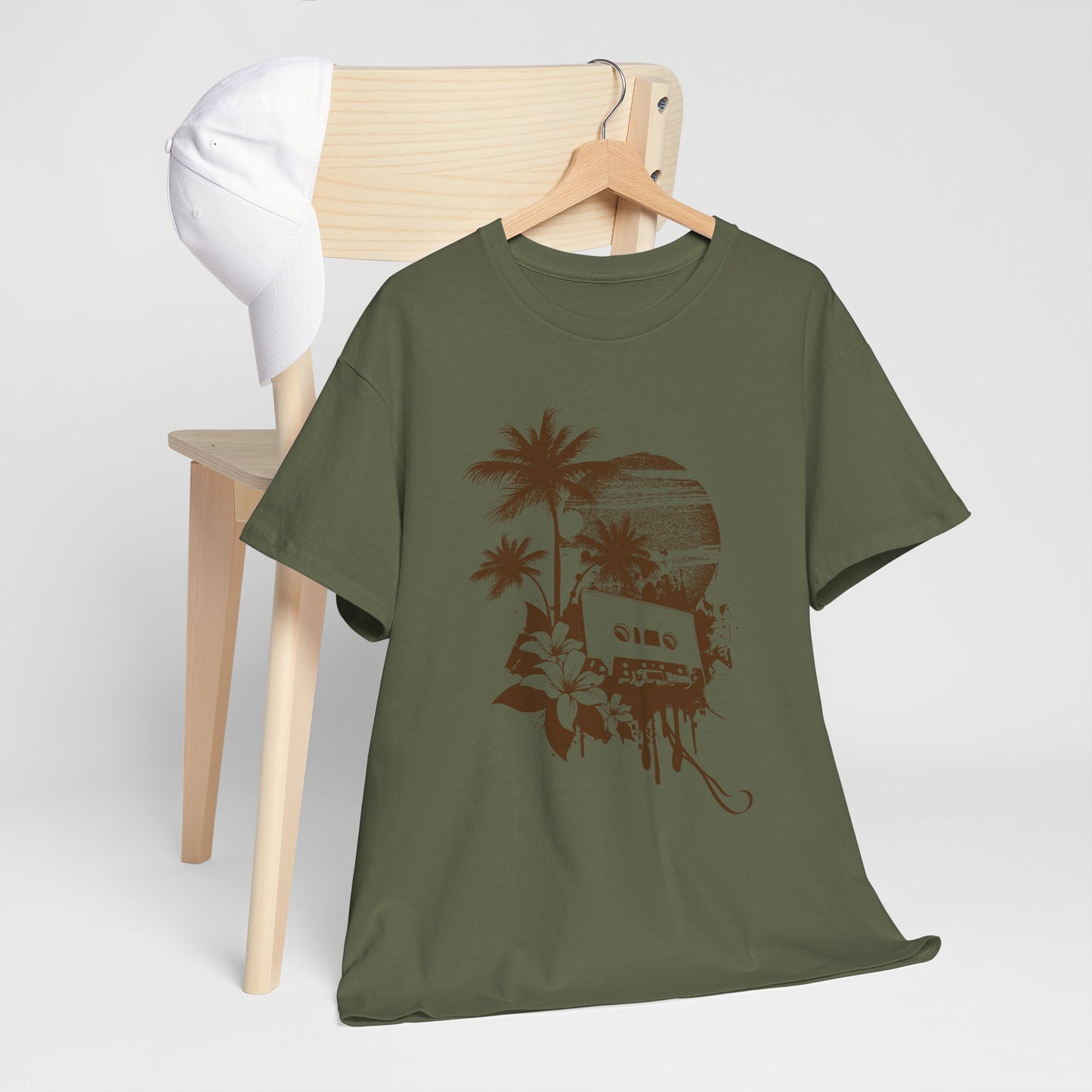 Retro zachód słońca pod palmami - Vintage Beach Vibes
