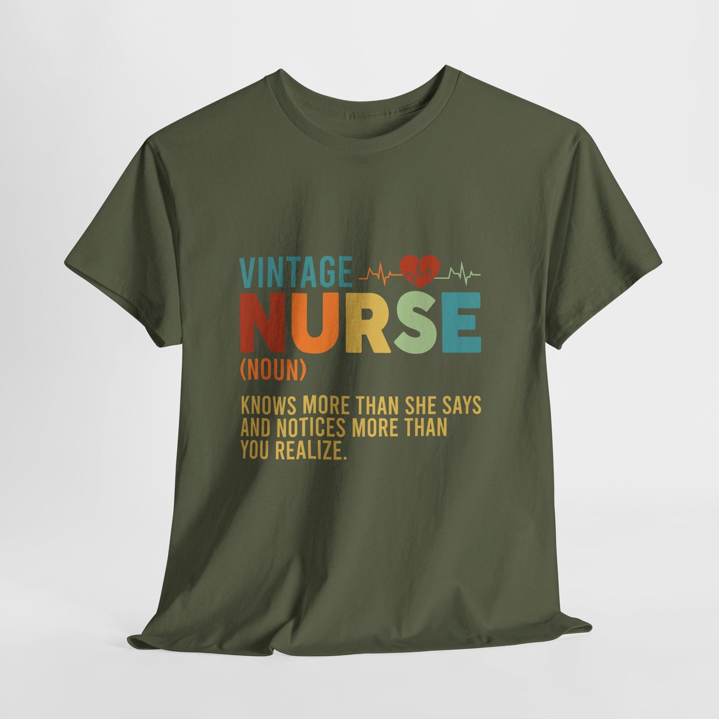Vintage Nurse (rzeczownik) - medyczny klimat z sercem